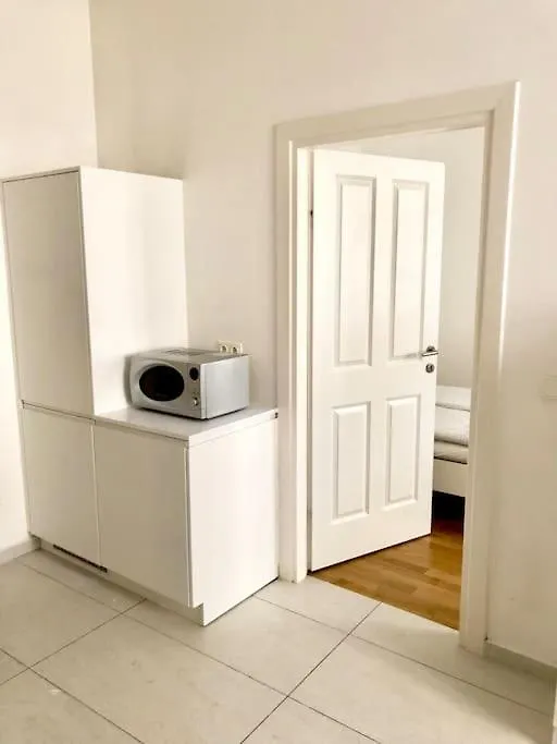 City Centre - Best Location, Big & New 110 M2 Apt Viyana Daire